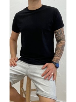 Camiseta básica negra