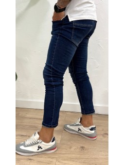 Pantalón denim oscuro...