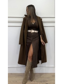 Falda antelina abotonada...