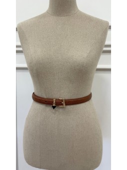 Cinturón fino triángulo camel