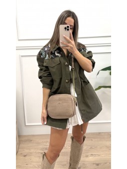 Parka brillos hombros militar