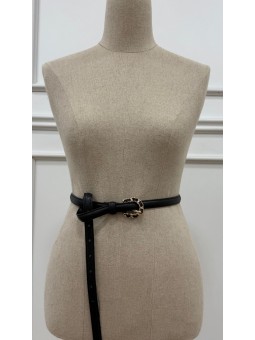 Cinturón fino hebilla...