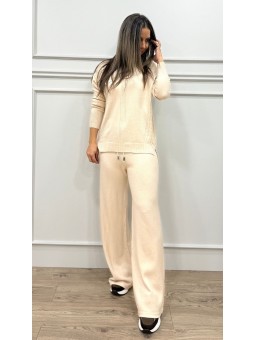 Conjunto de punto beige