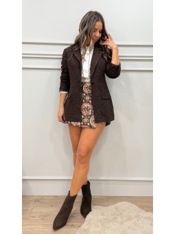 Blazer bordada marrón