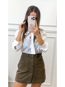 Falda pana abotonada