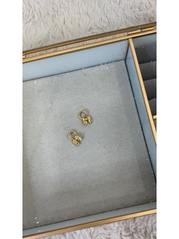 Pendiente lazada oro