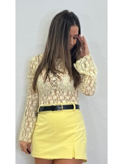 Top encaje amarillo