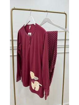 Pijama rosa oscuro