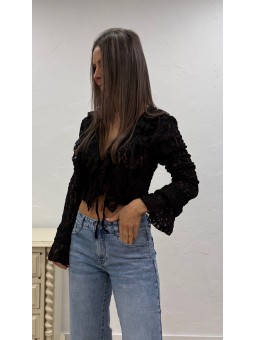 Top encaje negro