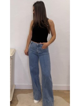 Pantalón wide leg costura
