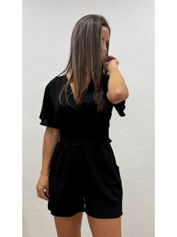 Short corto negro