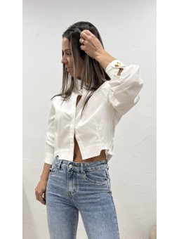 Camisa crop abalorios blanca